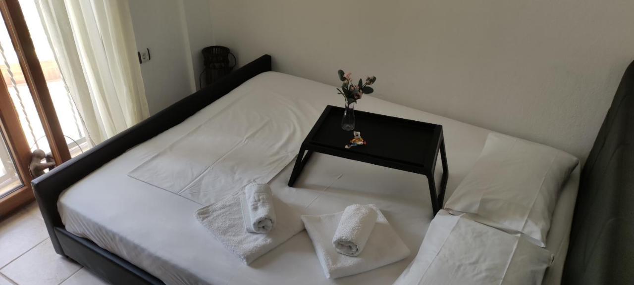 Maria'S Luxury Apartment Kassandria Bagian luar foto