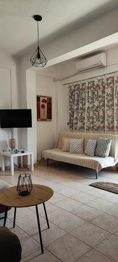 Maria'S Luxury Apartment Kassandria Bagian luar foto